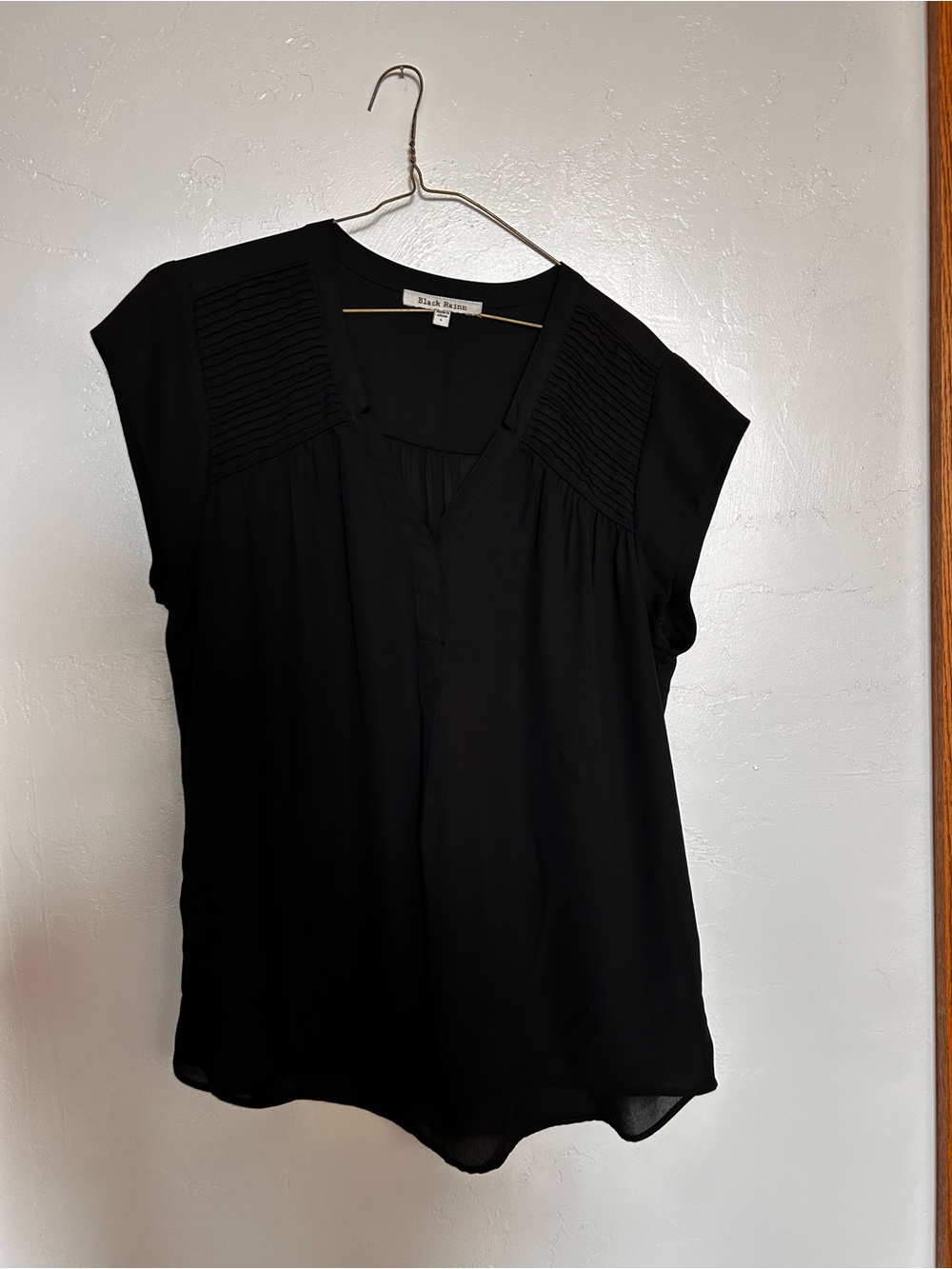 Black Rainn Black Pintuck Shoulder Blouse